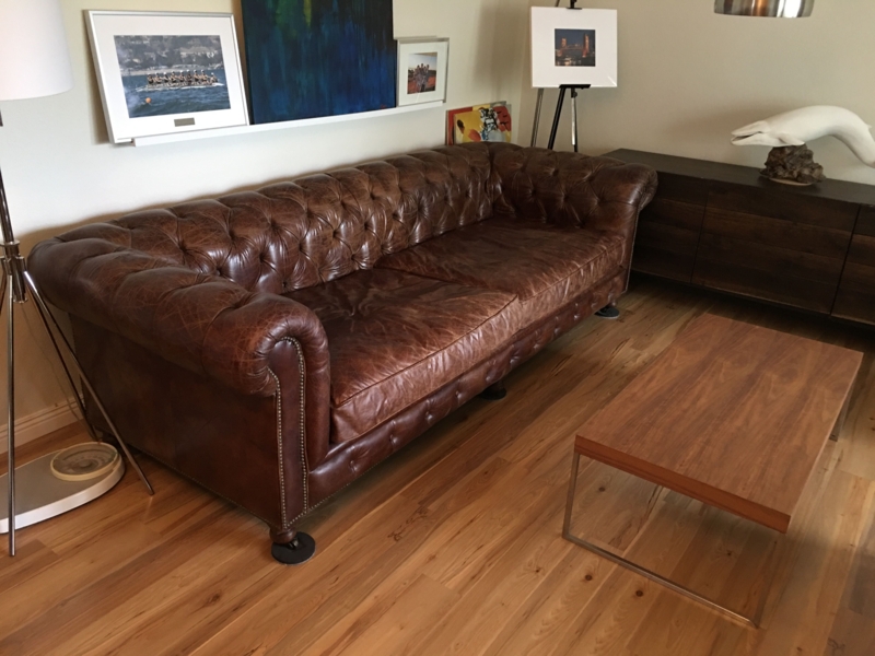 Classic Brown Leather Chesterfield Sofa in Living Room