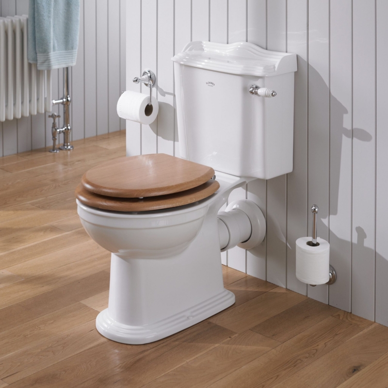Classic Close Coupled Toilet with Wooden Seat