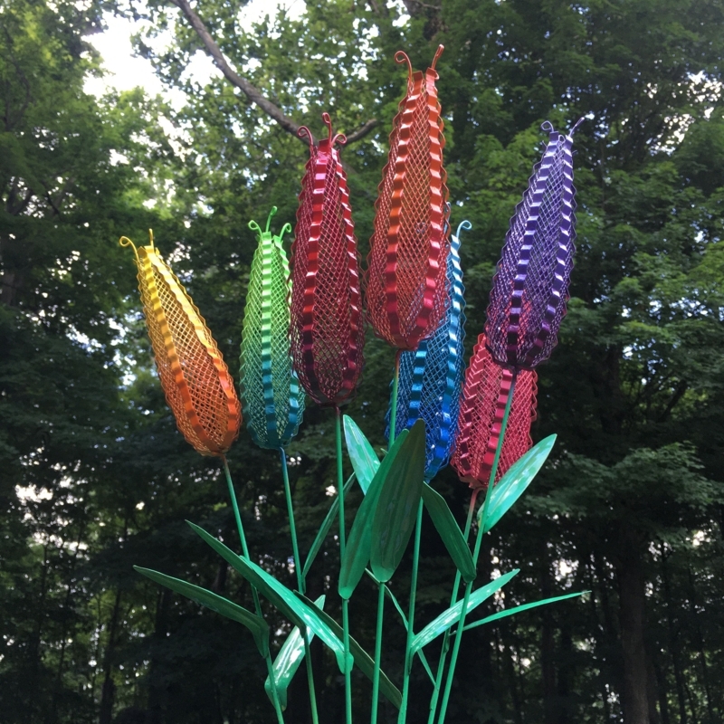 Colorful Metal Flower Garden Sculpture Set