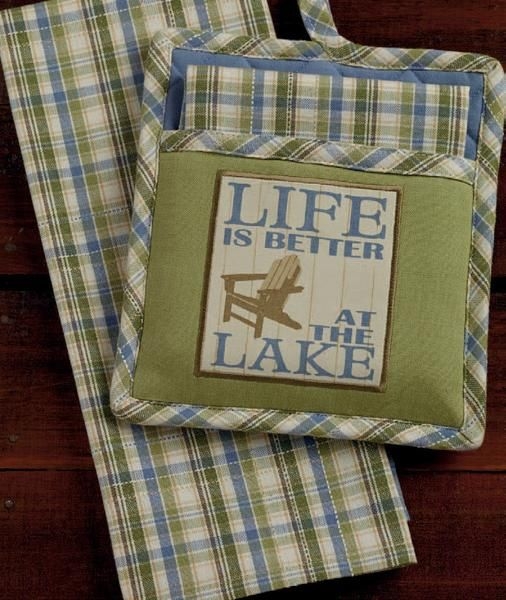 Cozy Lake House Plaid Kitchen Gift Set
