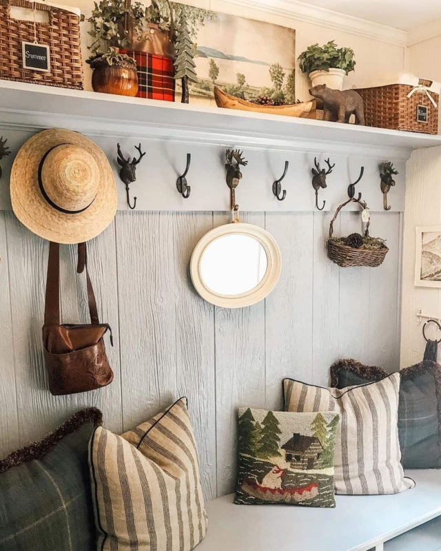 Cozy Mudroom with Decorative Black Metal Hooks