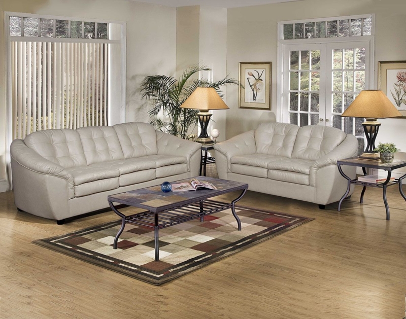 Cream Leather Sofas with Classic Living Room Decor