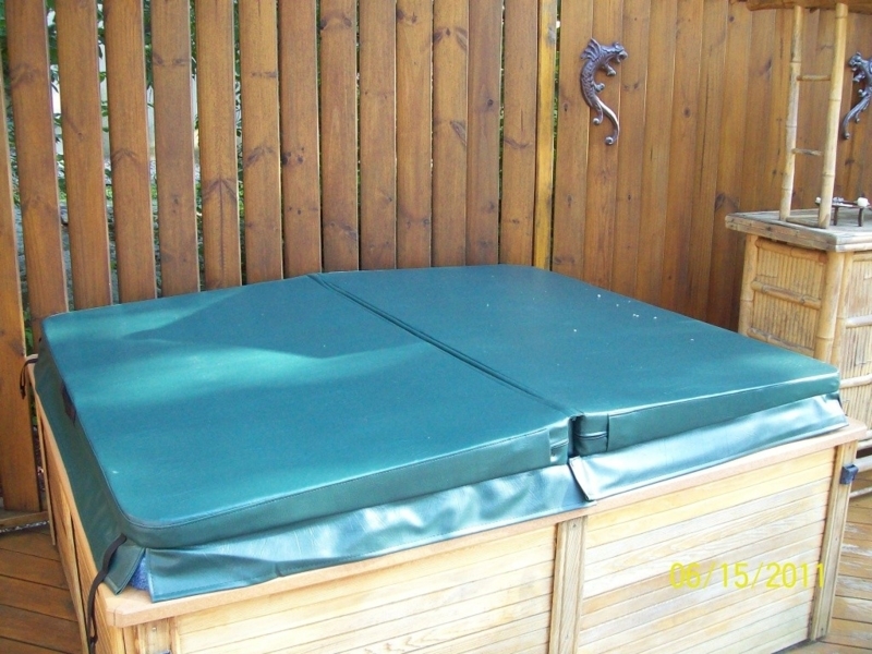 Custom Hot Tub Cover for Outdoor Protection