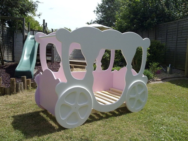 DIY Pink Princess Carriage Bed for Girls' Rooms