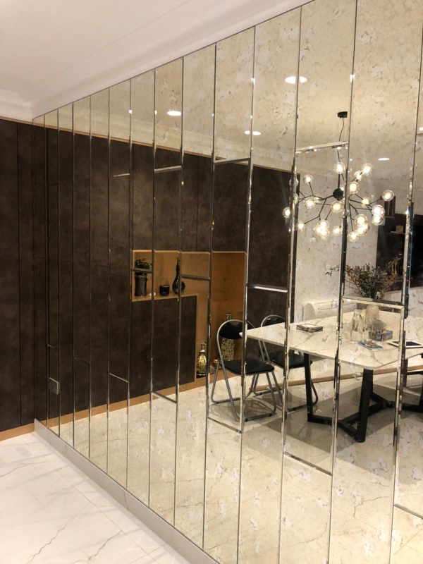 Elegant Bespoke Mirror Wall Cladding Design