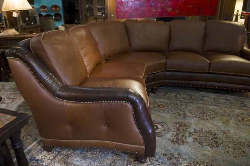 Elegant Brown Leather Western Living Room Sofa