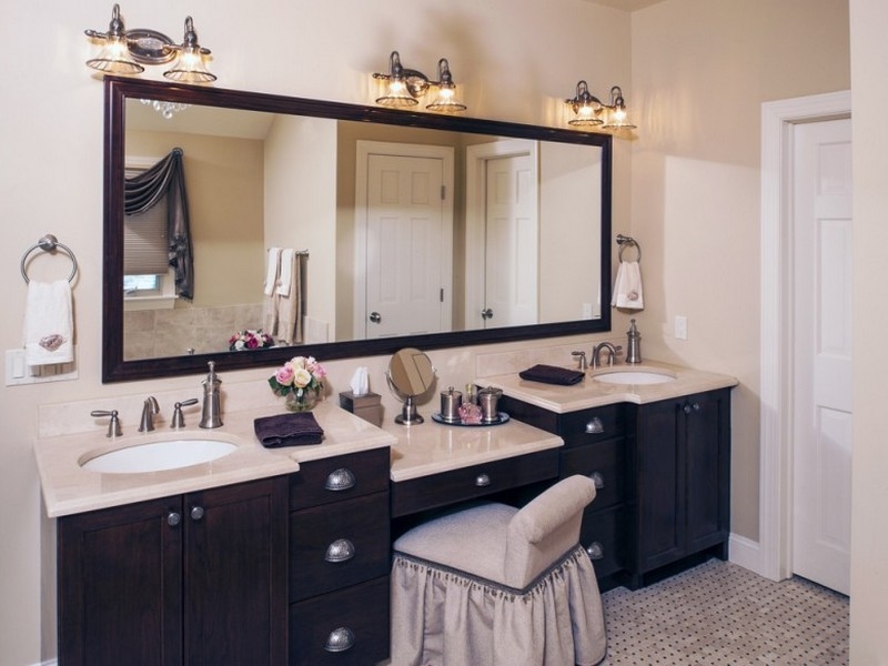 Elegant Double Bathroom Vanity with Makeup Station