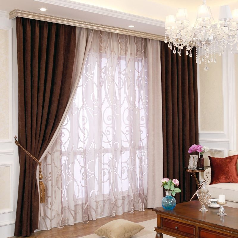 Elegant Layered Curtains for Classic Living Rooms