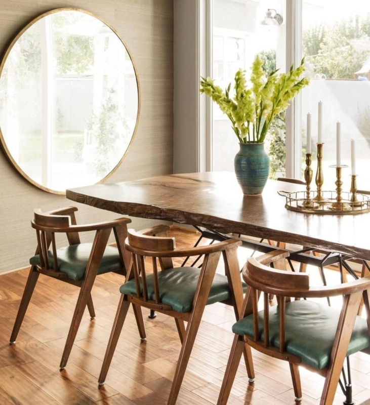 Elegant Round Decorative Mirror in Modern Dining Room
