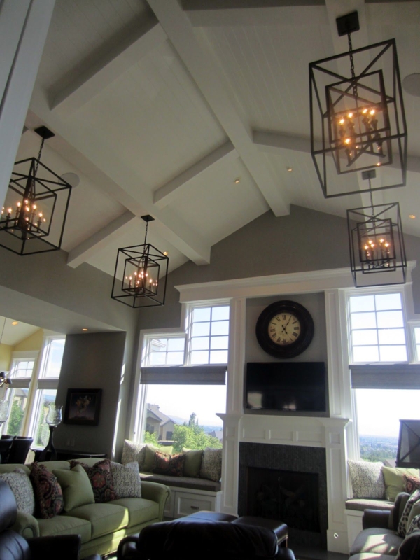 Elegant Vaulted Ceiling with Modern Light Fixtures