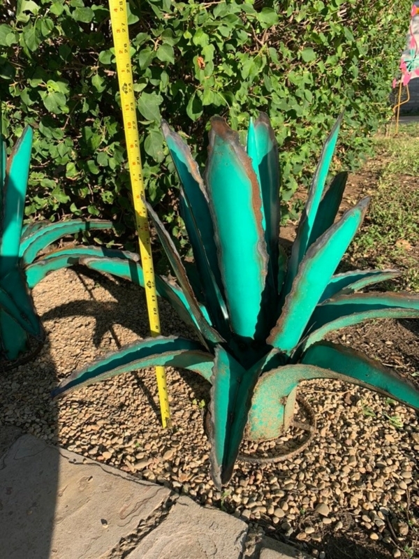 Handmade Metal Agave Plant Sculpture for Garden Decor