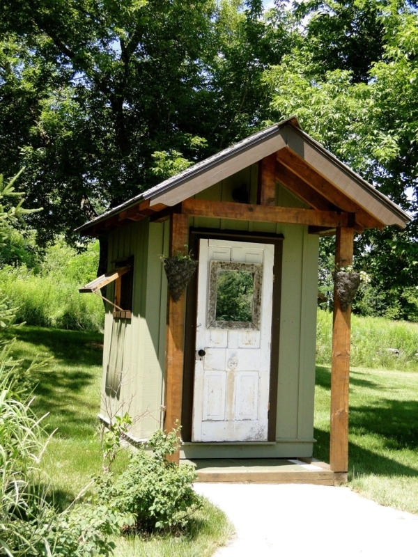 Little Outhouse by the Pool. | Building an outhouse, Outhouse bathroom ...