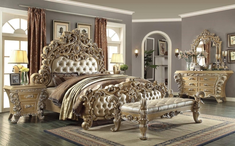 Luxurious Ornate King Bedroom Set with Gold Finish