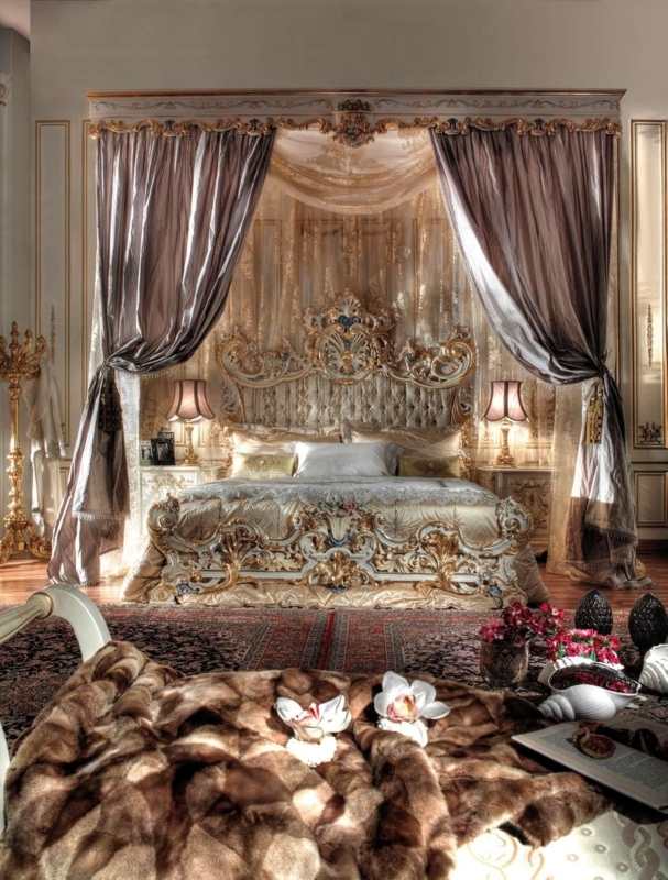 Luxurious Royal Gold Carved King Size Bedroom Set