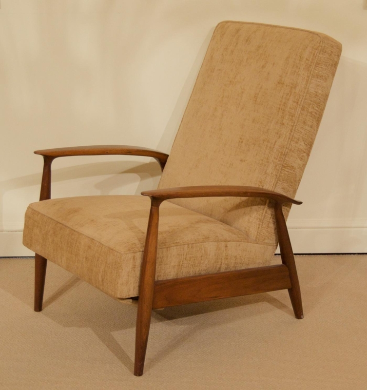 Mid-Century Modern Wooden Recliner Chair Design