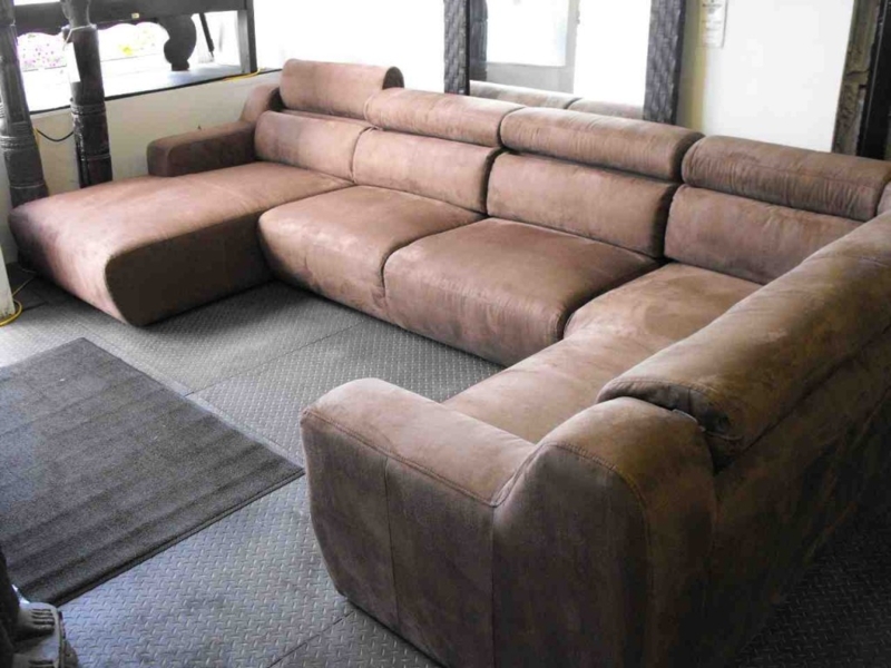 Modern Brown C-Shaped Sectional Sofa Design