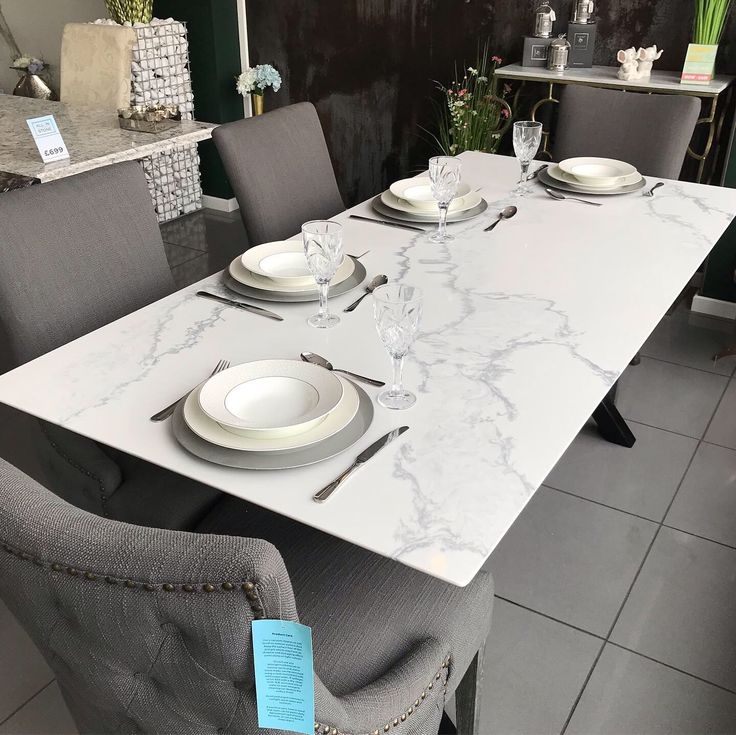 Modern Calacatta Quartz Dining Table with Gray Chairs