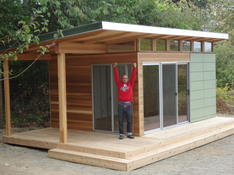 Modern Outdoor Bathroom Shed with Wood Paneling