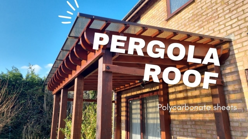 Modern Pergola Roof with Transparent Polycarbonate Sheets