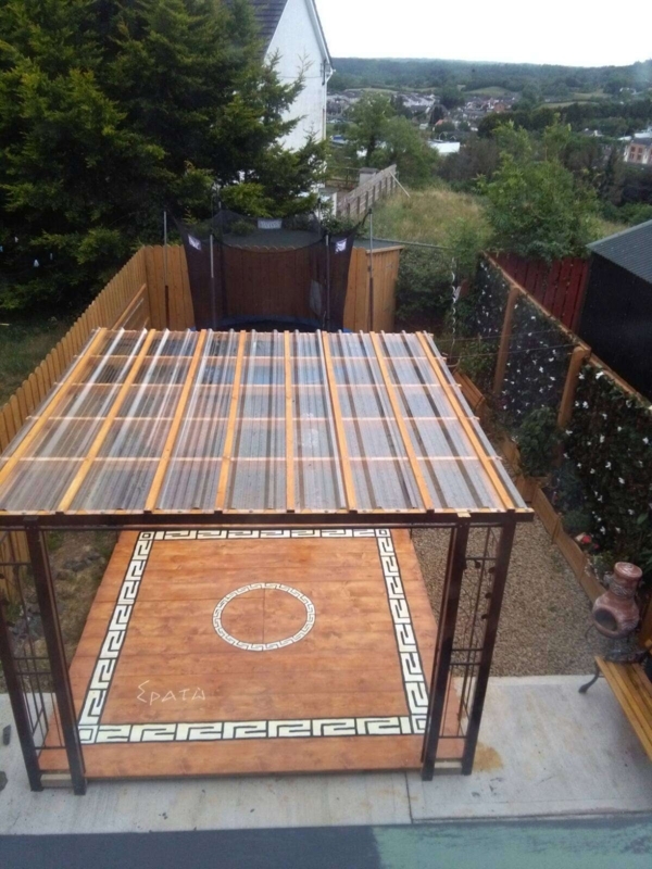 Modern Pergola with Clear Polycarbonate Roofing