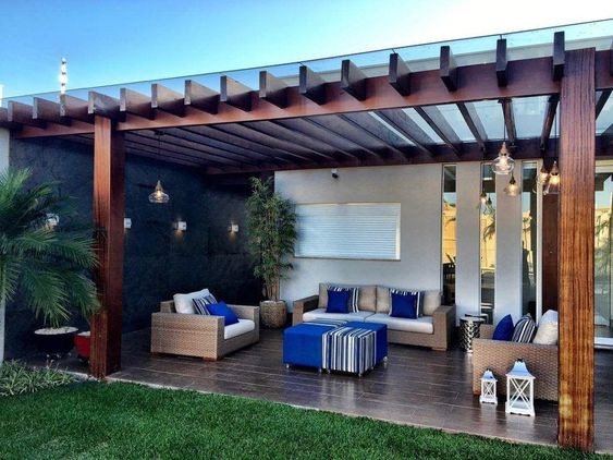 Modern Wooden Pergola with Polycarbonate Roof Cover
