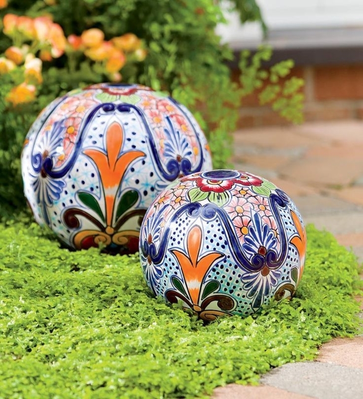 mosaic garden sphere | Mosaic garden, Garden spheres, Garden globes
