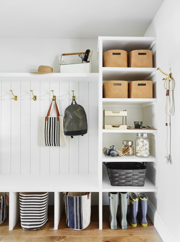Organized Entryway Storage with Hooks and Baskets