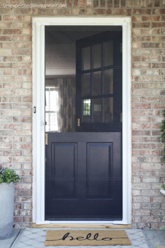 Retractable Screen on Classic Dutch Door Design