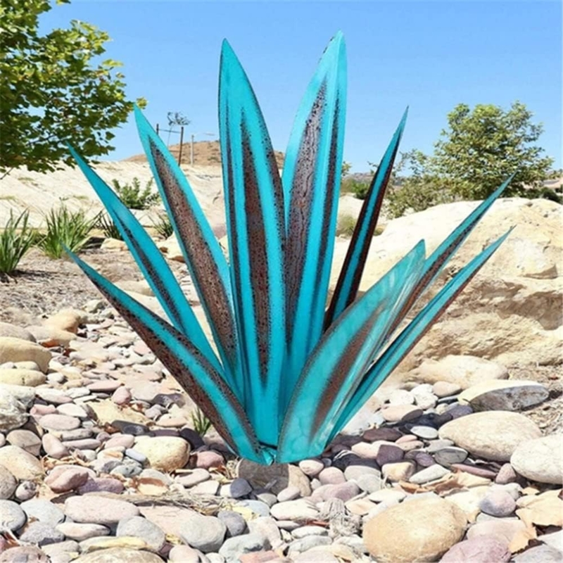 Rustic Blue Metal Agave Sculpture for Outdoor Decor