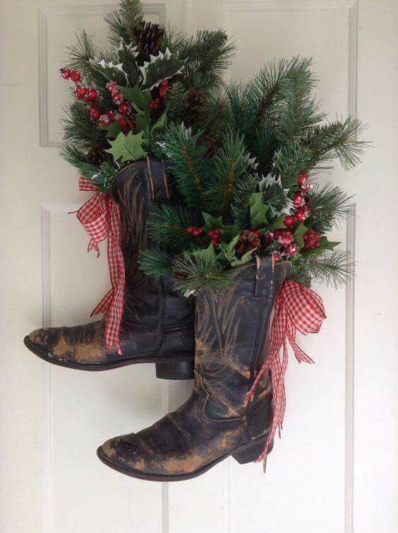 Rustic Cowboy Boots Christmas Door Decoration Ideas