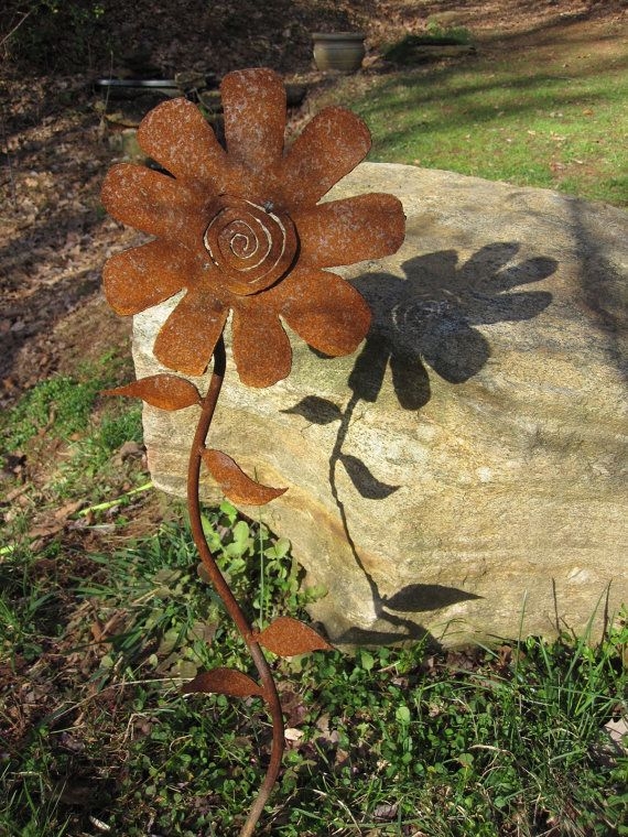 Rustic Handmade Metal Flower Garden Art Sculpture