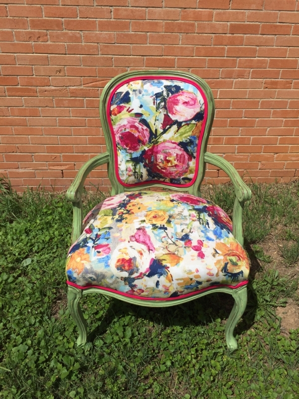 Vintage Floral Upholstered Accent Chair with Green Frame