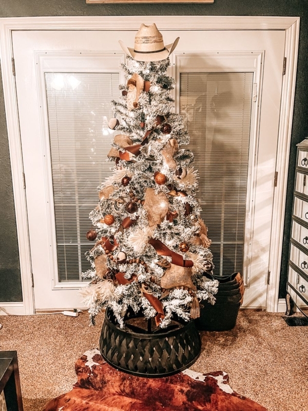 Western christmas decoration ideas for ranch wives miss miller s ...