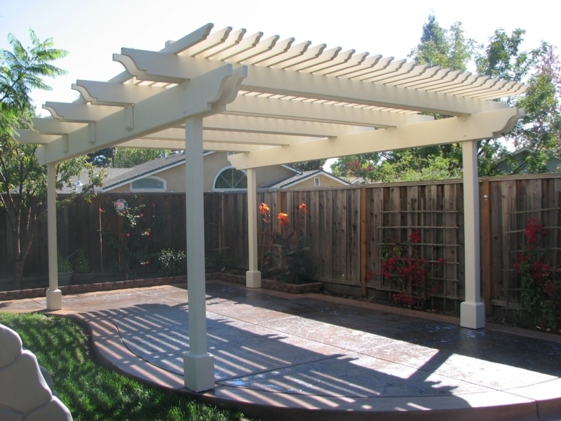 White Timber Pergola for Stylish Outdoor Spaces