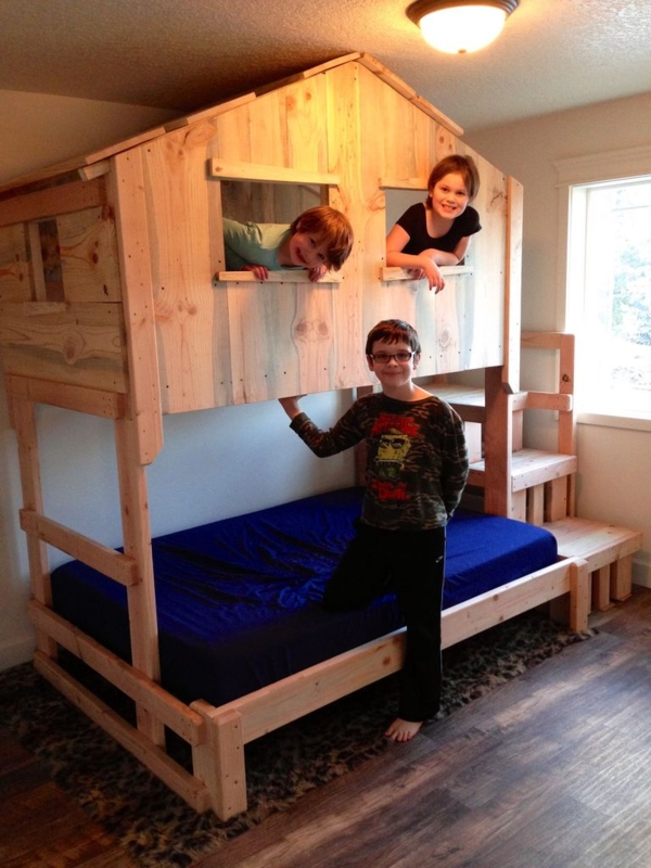 Wooden Tree House Style Bunk Bed for Kids
