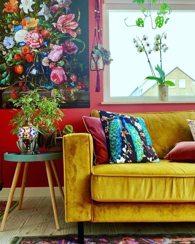 YELLOW VELVET SOFA? YELLOW VELVET SOFA!  Really excited to show you ...