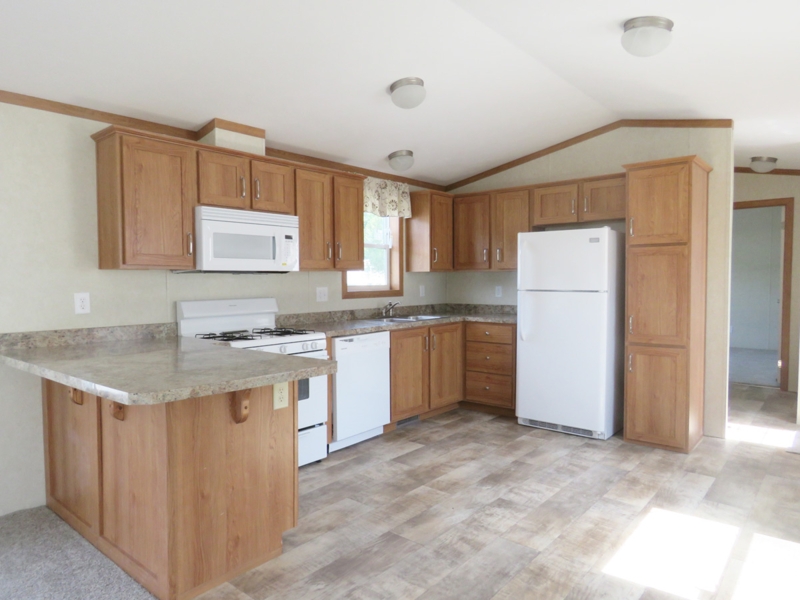 4A155A, Single Wide Manufactured Home, Kitchen - Village Homes