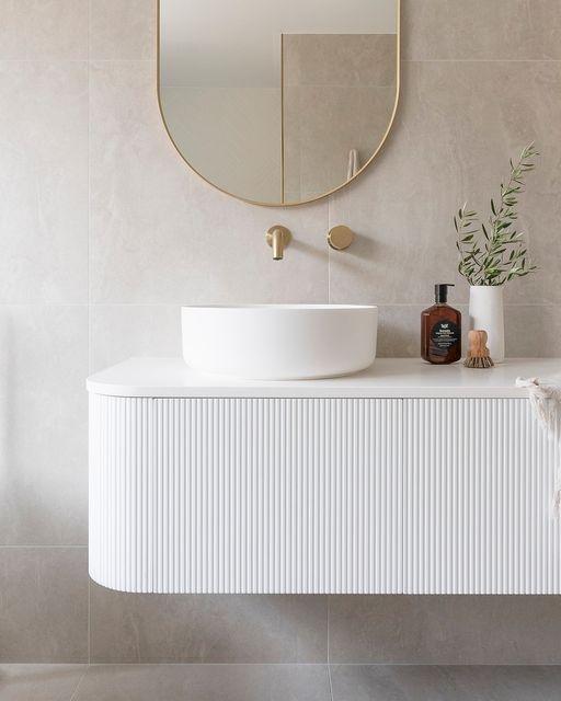 62 Trendy And Sophisticated Fluted Vanities - DigsDigs