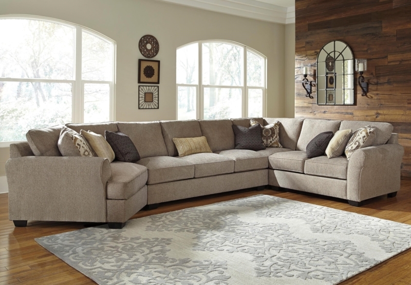 Benchcraft Pantomine Neutral Sectional Sofa with Cushions