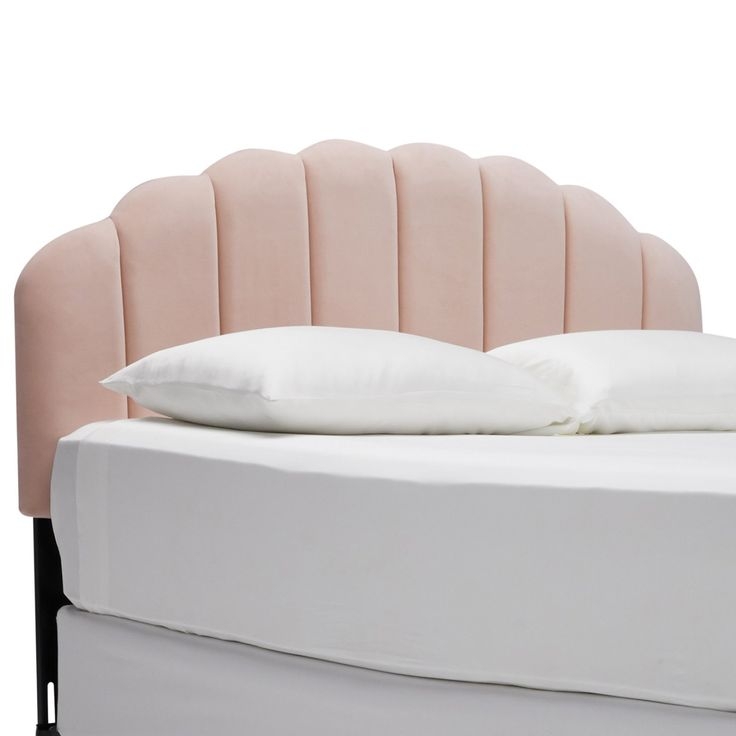 Blush Velvet Tufted Scallop Headboard Design