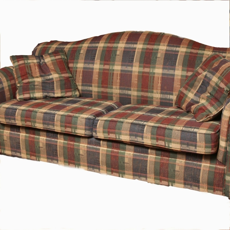 Classic Hampton House Plaid Sofa with Cushions