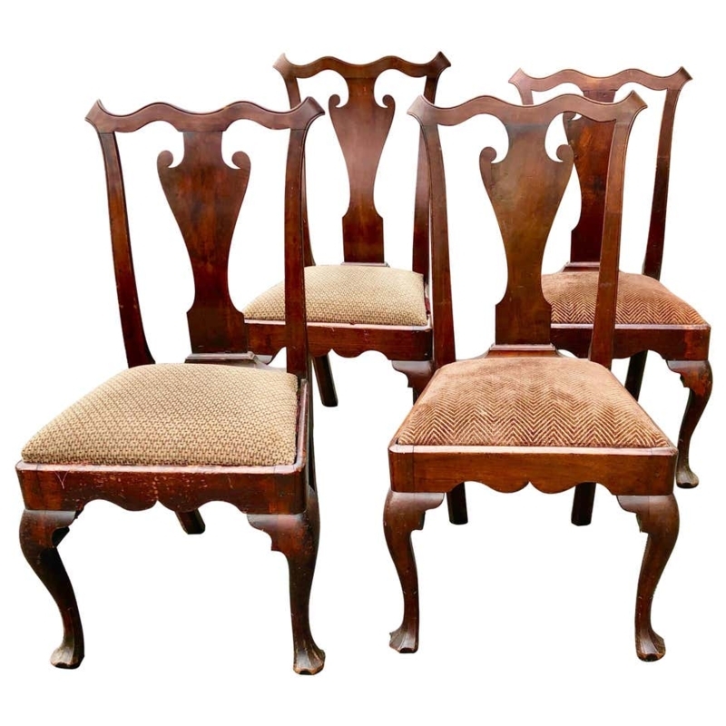 Classic Queen Anne Style Dining Room Chairs