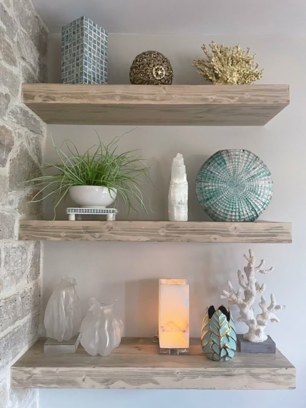 Coastal Shelving Decor with Natural and Ocean Elements