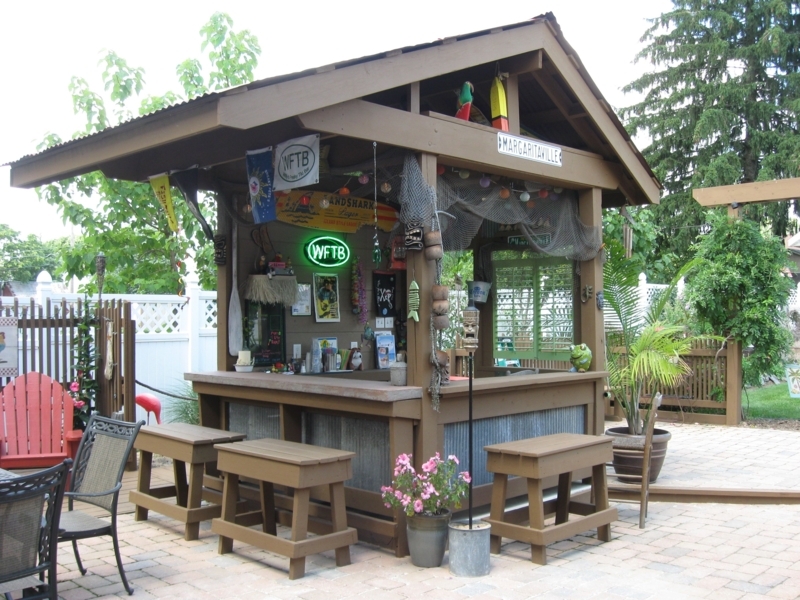 Cozy Backyard Tiki Bar with Rustic Charm