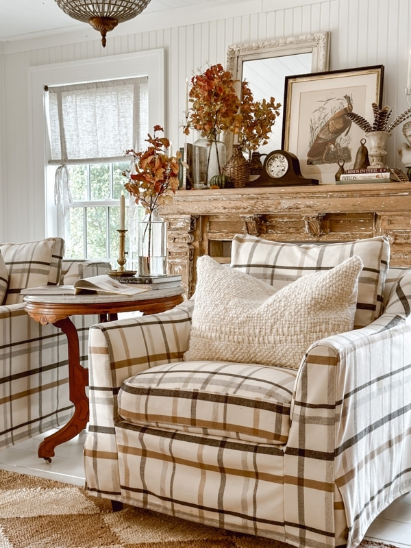 Cozy Country Plaid Sofas and Loveseats