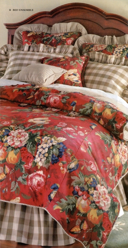 Cozy Floral and Gingham Country Bedding Set