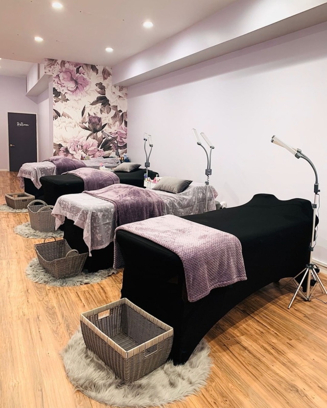 Lash Beds