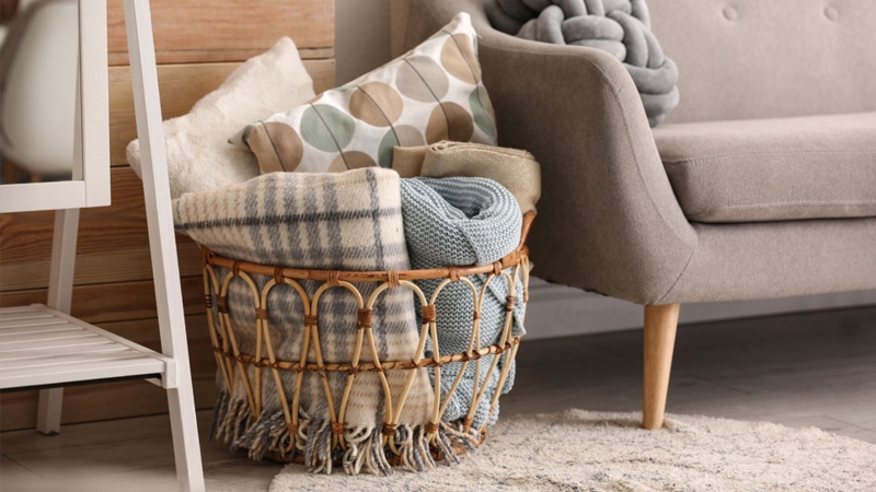 Cozy Living Room Blanket Basket Ideas