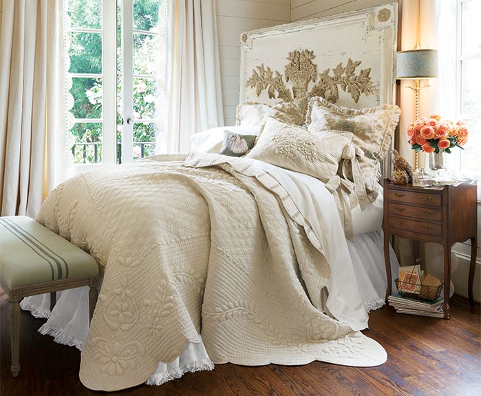 Cozy Neutral French Market Quilt Bedding Set