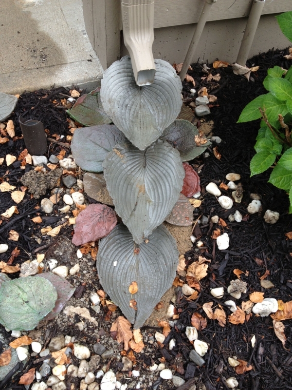 Decorative Leaf-Shaped Downspout Drainage Design
